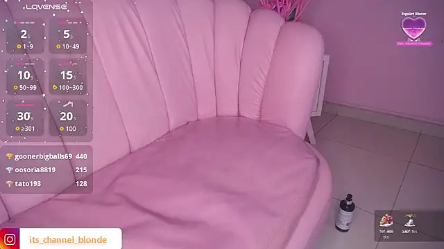 channel blonde a online show from December 30, 8:04 pm