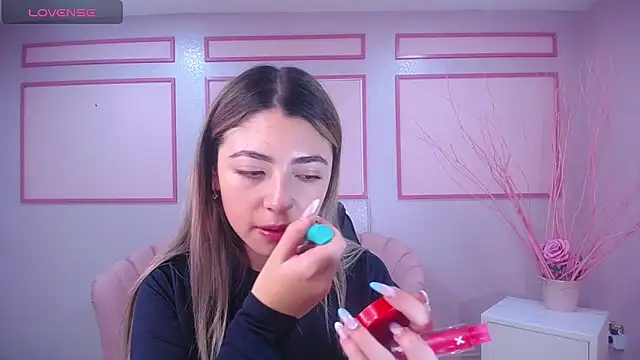 channel blonde a online show from January 28, 4:19 pm