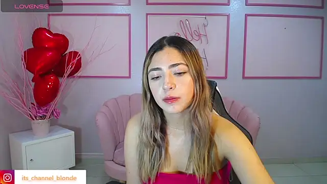 channel blonde a online show from February 27, 4:32 pm