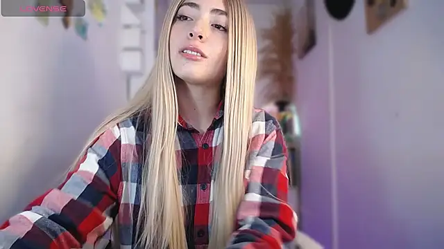 channel blonde a online show from November 5, 4:40 pm