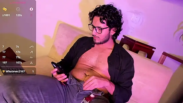 Nicholasrodrii online show from January 5, 1:13 am