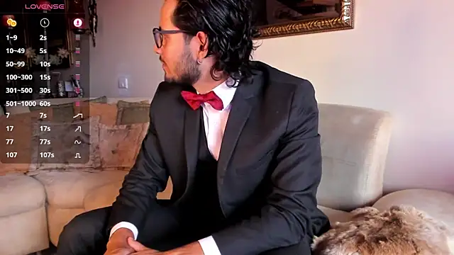 Nicholasrodrii online show from January 18, 9:34 pm