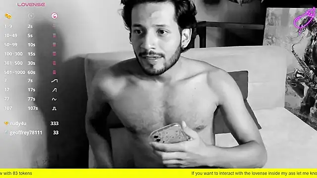 Nicholasrodrii online show from February 14, 1:23 am