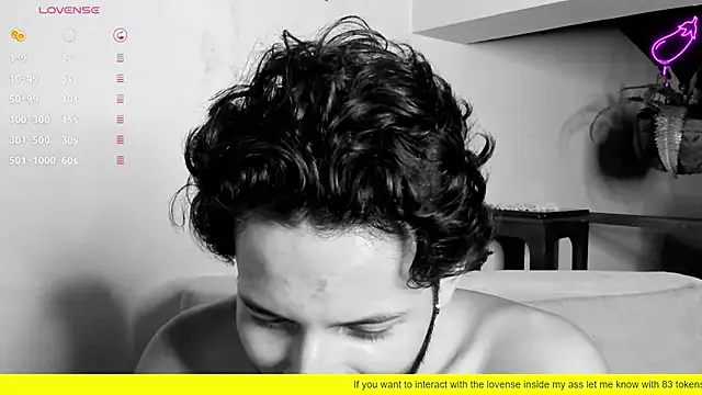 Nicholasrodrii online show from February 14, 4:26 am