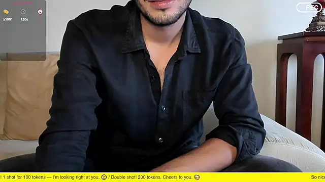 Nicholasrodrii online show from December 3, 9:24 pm