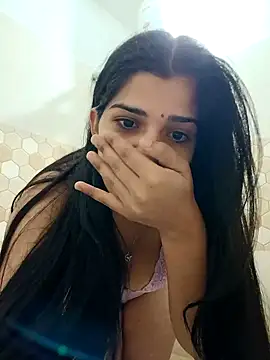 aaliya bhattt online show from December 31, 11:31 am