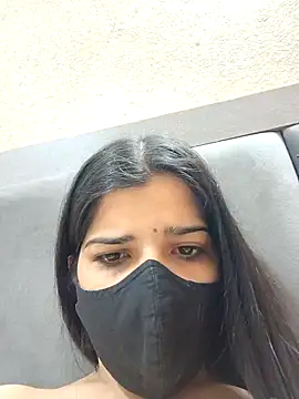 aaliya bhattt online show from January 26, 11:39 am