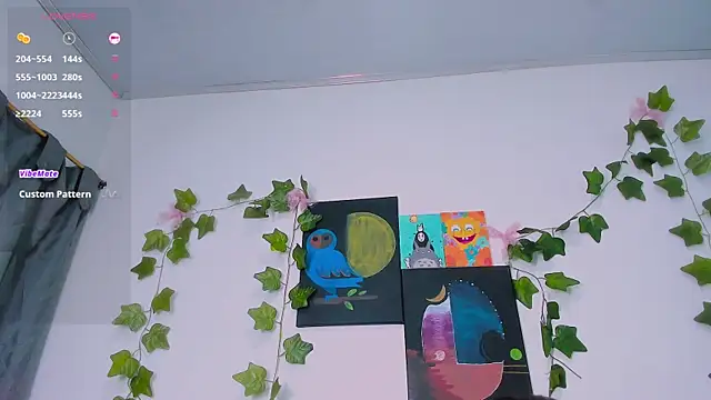 Snapshot of Mxss_Honey chatting on October 19, 9:32 am Mxss Honey online show from October 19, 9:32 am