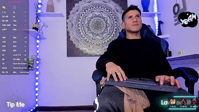 nakedfoam1 online show from March 28, 1:27 am