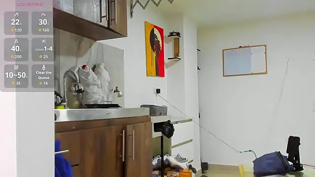 nakedfoam1 online show from April 1, 1:41 pm