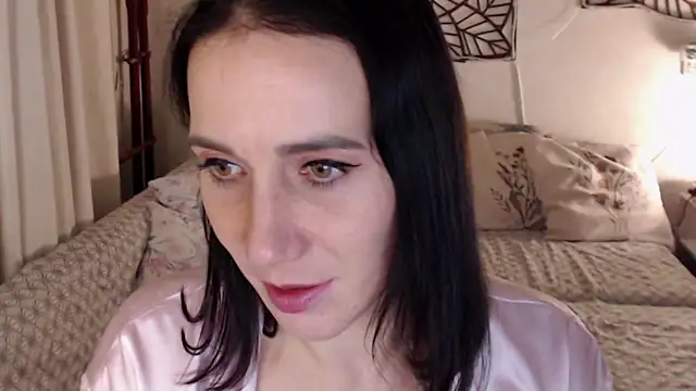 Snapshot of pepper_milf chatting on December 17, 7:37 pm pepper milf online show from December 17, 7:37 pm