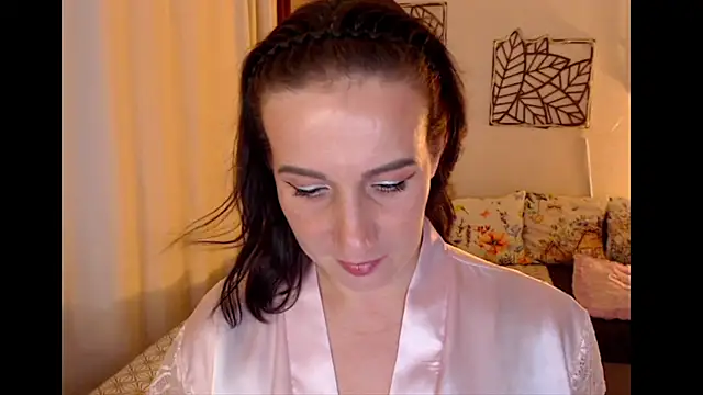 Snapshot of pepper_milf chatting on July 6, 6:21 pm pepper milf online show from July 6, 6:21 pm