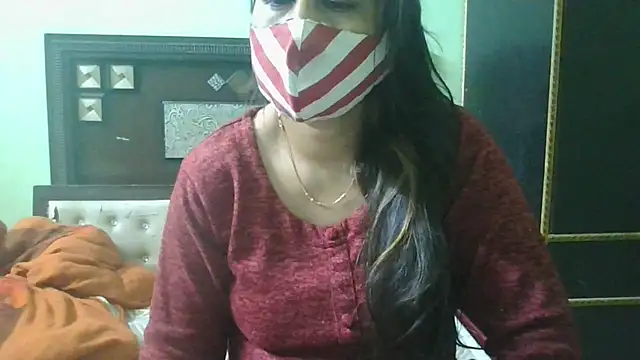 Snapshot of couplesuni chatting on February 22, 10:40 am couplesuni online show from February 22, 10:40 am