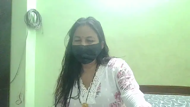 Snapshot of couplesuni chatting on March 16, 11:05 am couplesuni online show from March 16, 11:05 am