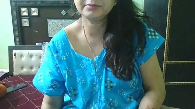 Snapshot of couplesuni chatting on October 9, 2:42 am couplesuni online show from October 9, 2:42 am