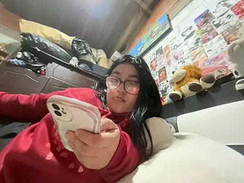 dafne19  online show from March 31, 3:30 am