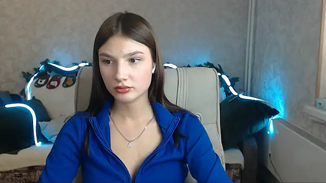 Snapshot of AnaHoney chatting on December 22, 4:39 am AnaHoney online show from December 22, 4:39 am