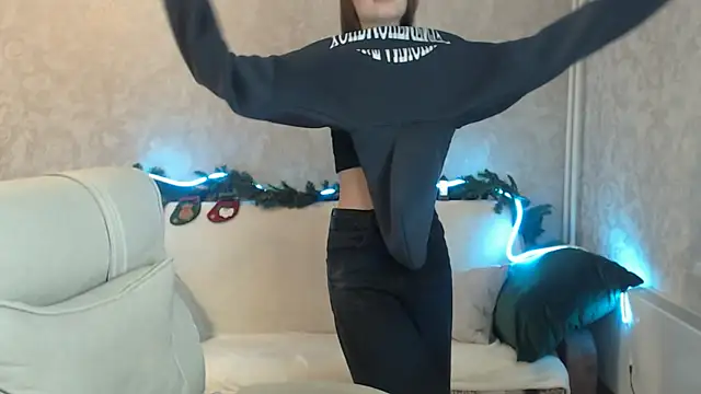 Snapshot of AnaHoney chatting on January 17, 10:11 am AnaHoney online show from January 17, 10:11 am