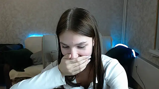 Snapshot of AnaHoney chatting on March 4, 1:17 pm AnaHoney online show from March 4, 1:17 pm