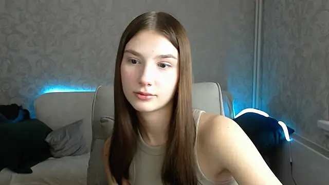 Snapshot of AnaHoney chatting on March 8, 3:50 am AnaHoney online show from March 8, 3:50 am