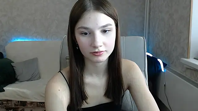 Snapshot of AnaHoney chatting on March 13, 8:26 am AnaHoney online show from March 13, 8:26 am