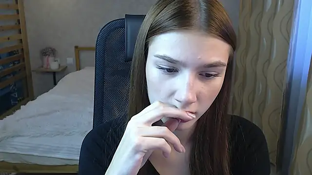 Snapshot of AnaHoney chatting on October 14, 7:09 am AnaHoney online show from October 14, 7:09 am