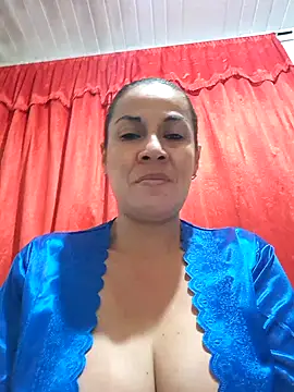 Snapshot of Zaralu_ chatting on December 10, 11:30 pm Zaralu online show from December 10, 11:30 pm