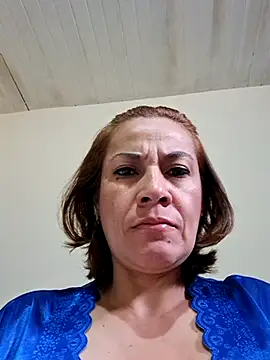 Snapshot of Zaralu_ chatting on November 19, 12:38 pm Zaralu online show from November 19, 12:38 pm