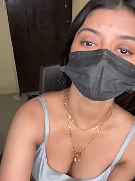 Snapshot of Aakanshaa__ chatting on December 5, 3:48 am Aakanshaa online show from December 5, 3:48 am