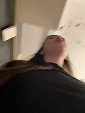 Sophie Avory online show from December 7, 10:17 pm