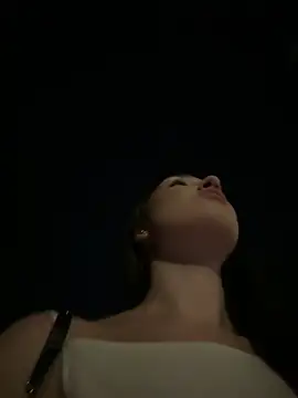 Sophie Avory online show from December 27, 6:31 pm