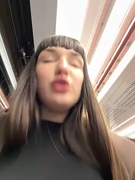 Sophie Avory online show from January 24, 7:07 pm