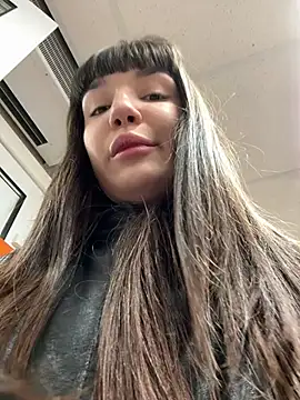 Sophie Avory online show from March 10, 9:18 pm