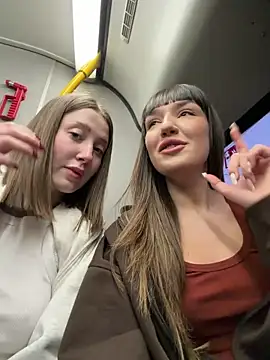 Sophie Avory online show from April 13, 5:29 pm