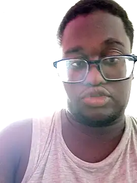 Snapshot of Jeanlaurent972 chatting on May 8, 3:28 pm Jeanlaurent972 online show from May 8, 3:28 pm