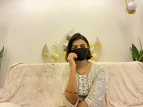 MaYaa  11 online show from February 28, 1:14 pm