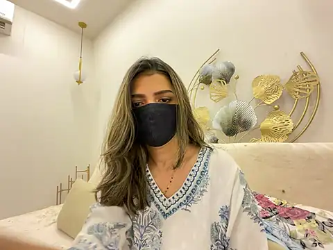 MaYaa  11 online show from March 25, 6:30 am