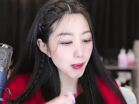 Nuyoah-77 online show from February 2, 1:52 pm