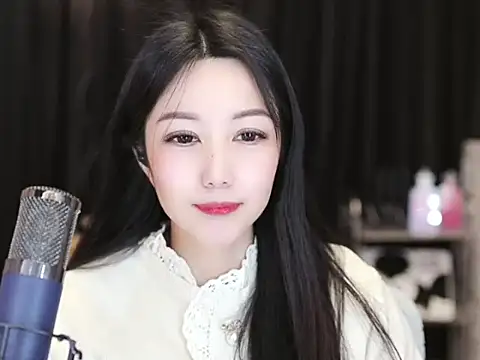 Nuyoah-77 online show from February 3, 5:24 pm