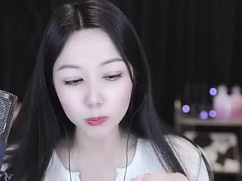 Nuyoah-77 online show from March 28, 1:54 pm