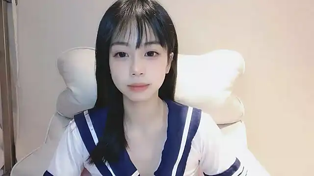 -Hottie online show from December 17, 3:17 pm