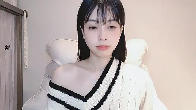 -Hottie online show from December 26, 6:33 pm