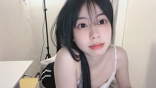 -Hottie online show from February 21, 5:42 pm