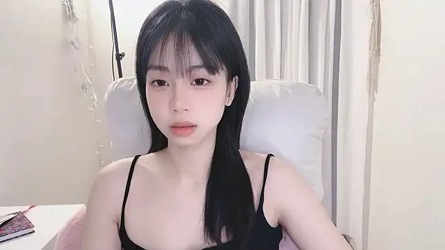 -Hottie online show from March 11, 3:56 pm