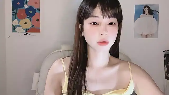 -Hottie online show from November 14, 4:17 pm