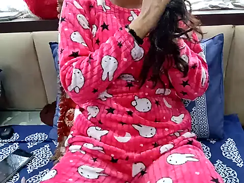 Snapshot of GoldnessAishu chatting on January 10, 10:06 am GoldnessAishu online show from January 10, 10:06 am