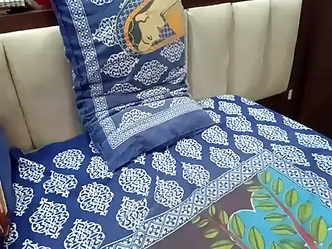 Snapshot of GoldnessAishu chatting on January 18, 8:51 pm GoldnessAishu online show from January 18, 8:51 pm