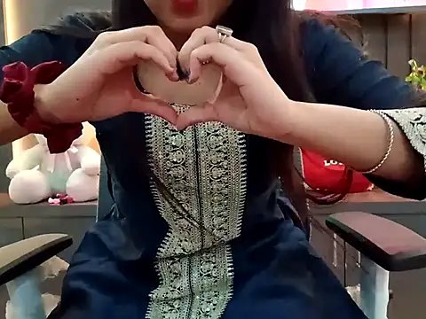 Snapshot of GoldnessAishu chatting on March 19, 9:16 pm GoldnessAishu online show from March 19, 9:16 pm