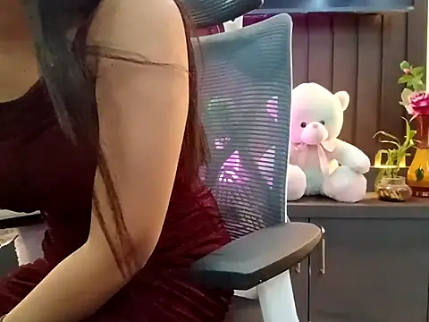 Snapshot of GoldnessAishu chatting on March 20, 5:15 pm GoldnessAishu online show from March 20, 5:15 pm