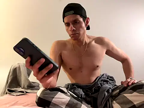 Snapshot of JosephAKenwood chatting on October 12, 1:37 am JosephAKenwood online show from October 12, 1:37 am